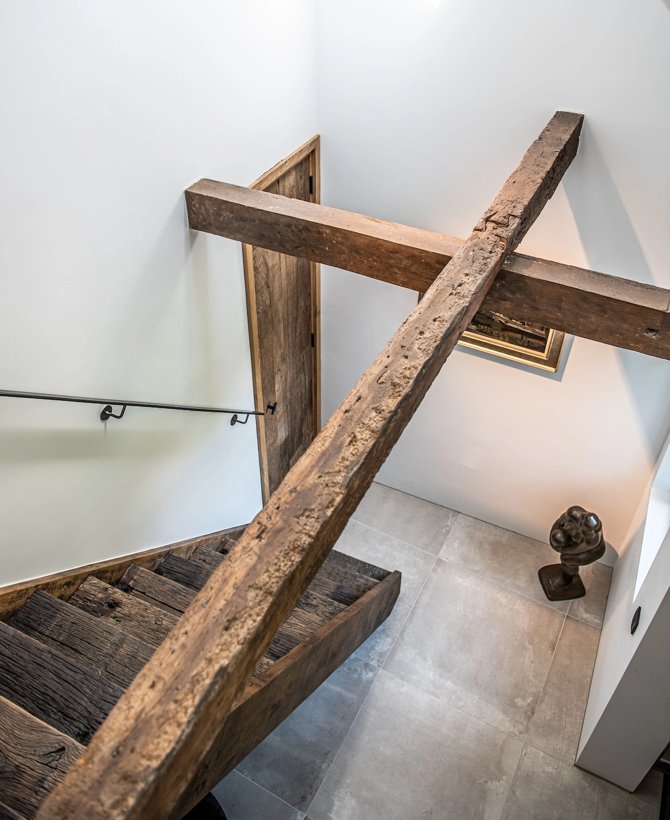 historischen Eichenbalken aus massivem Altholz