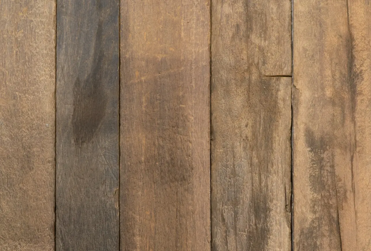 Nachhaltiger Altholzhandel als Teil der zirkulären Holzverwertung.
