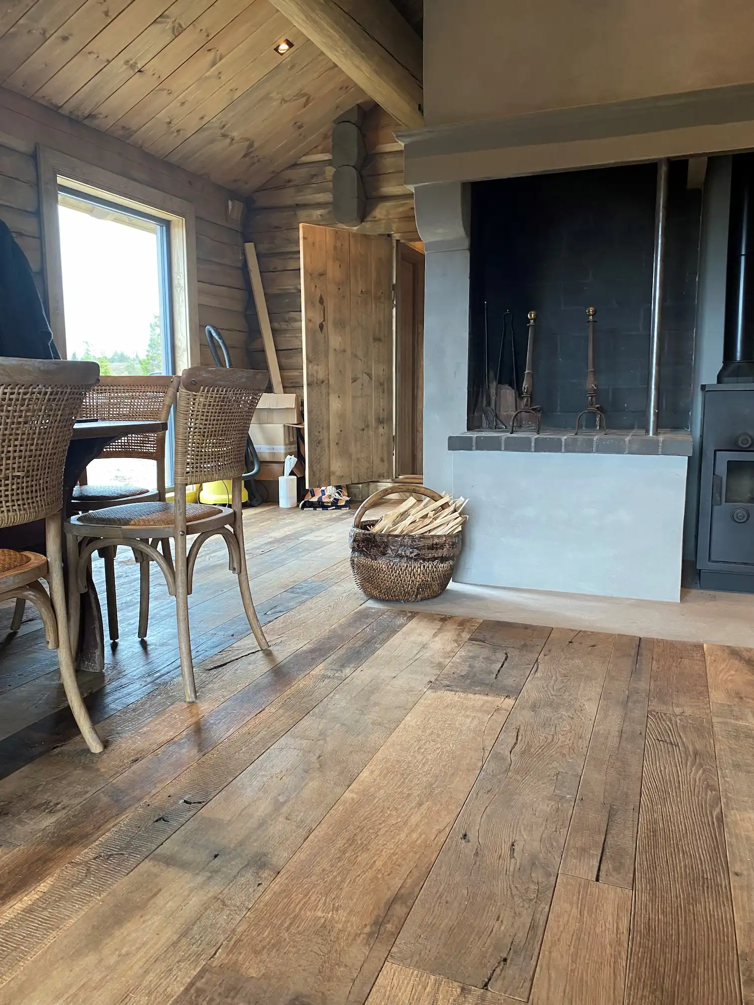 Altholzboden kaufen hochwertige Holzböden aus Altholz
